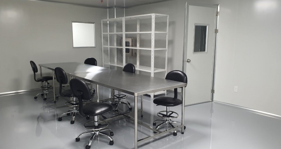 PHÒNG THÍ NGHIỆM HI-TECH Ở HỒ CHÍ MINH